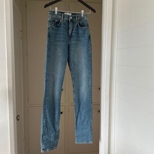 Reformation Lisa High Rise Straight LONG Jean Size: 25